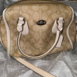 Coach purse in signature canvas